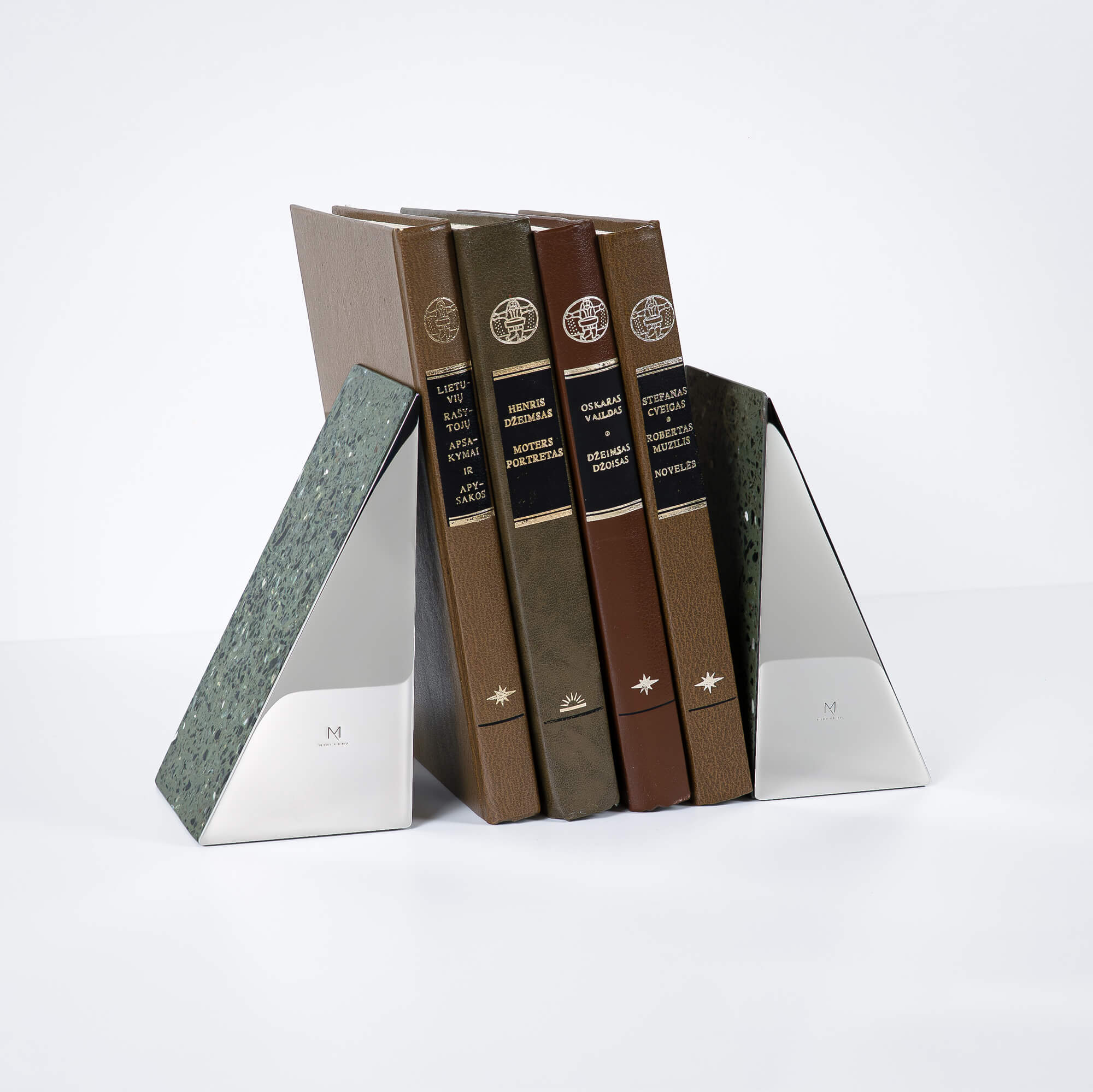 bookends-minforma-11